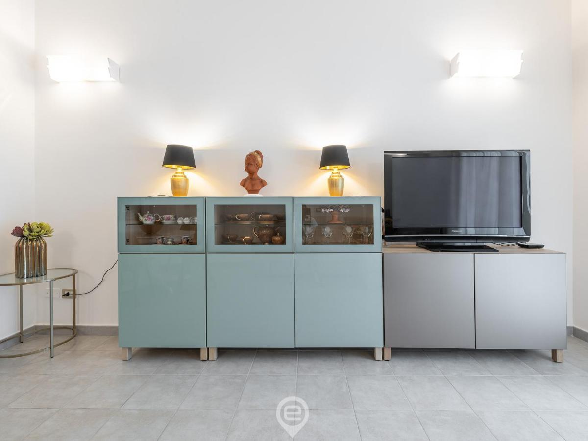 White Gold Apartment Cagliari Exterior photo